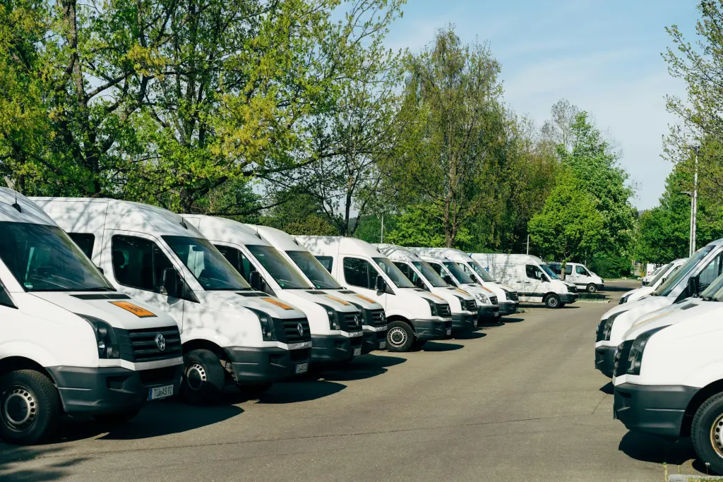 Des voitures utilitaires
